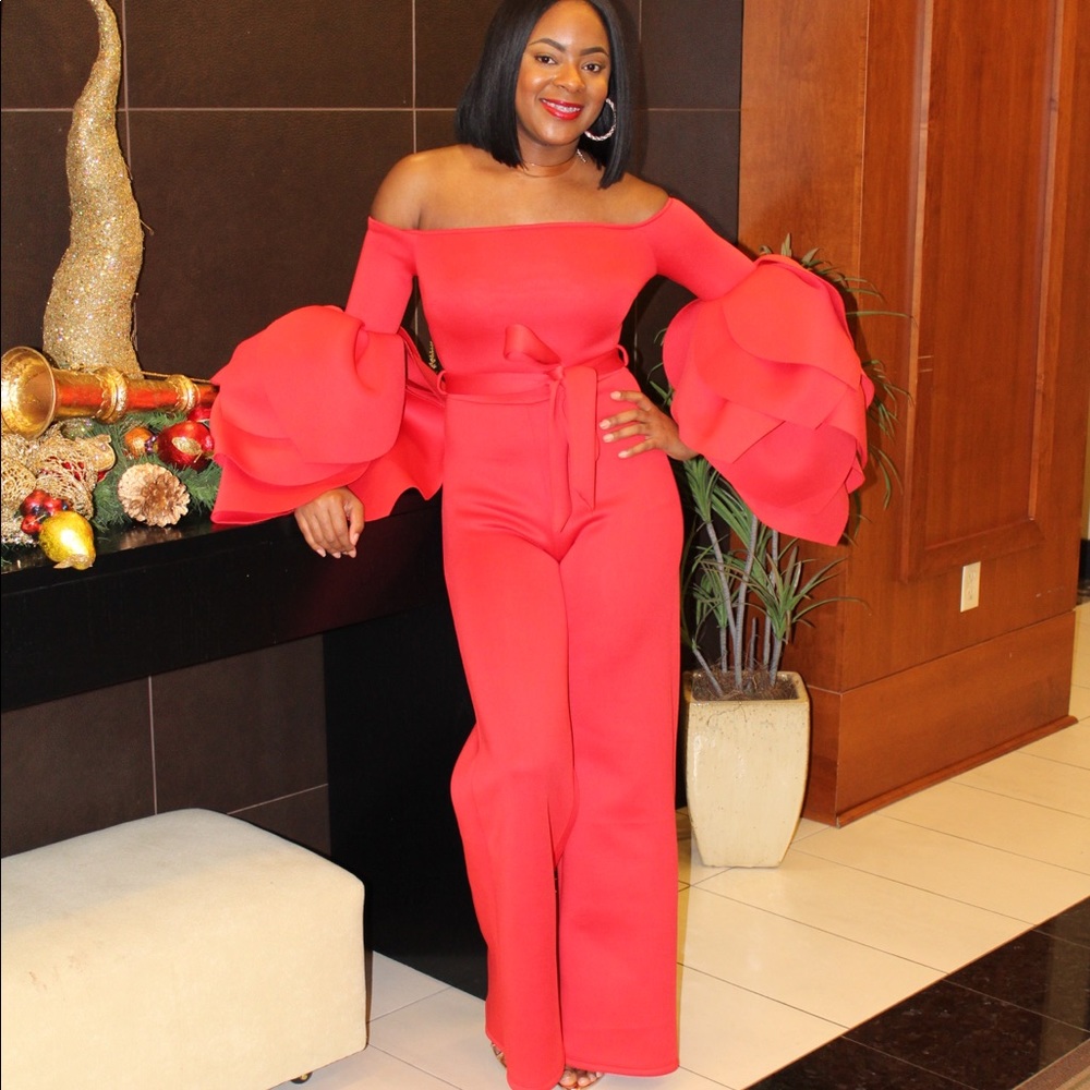 Red puff sleeve jumper
